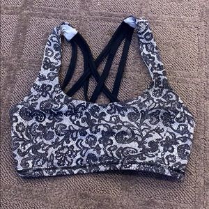lululemon sports bra